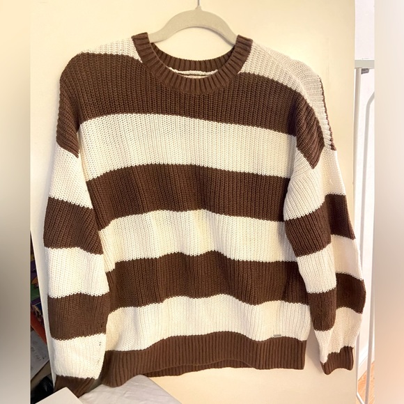 Hollister Striped Brown and White Sweater - Picture 1 of 2